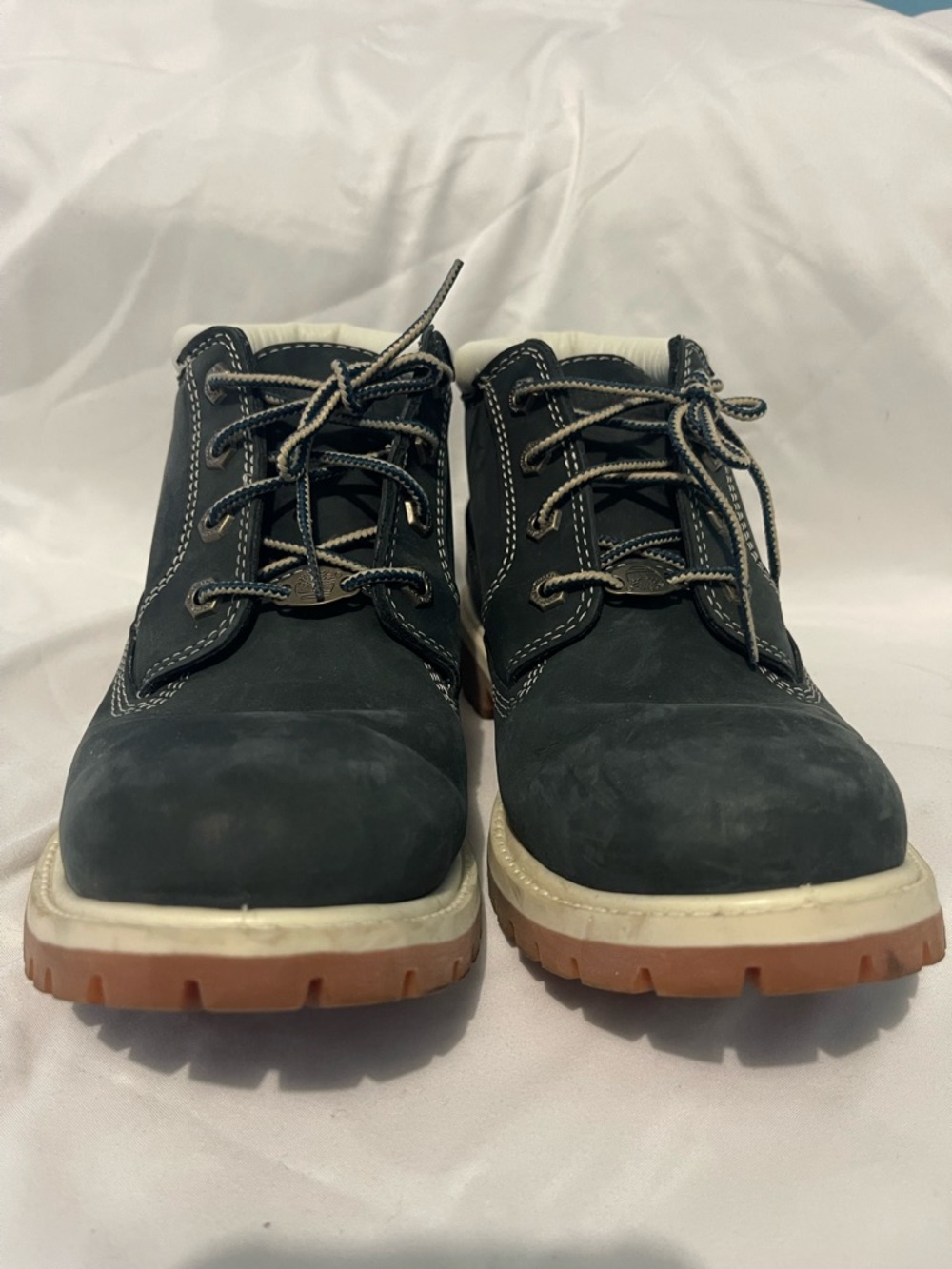 Timberland Nubuck Lace-Up Boots with Cream Collar - Picture 4 of 8